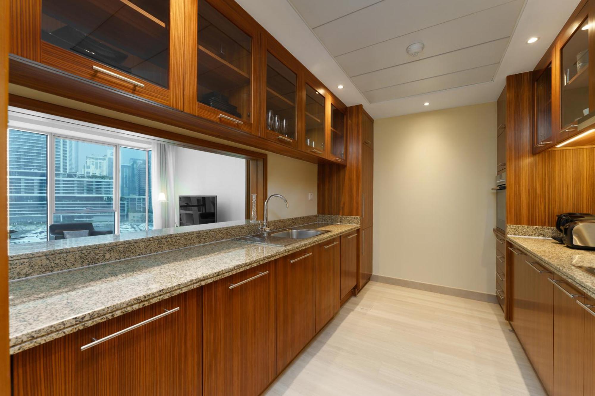 Maison Privee - Cosmopolitan With Scenic Marina Vws * Dubai