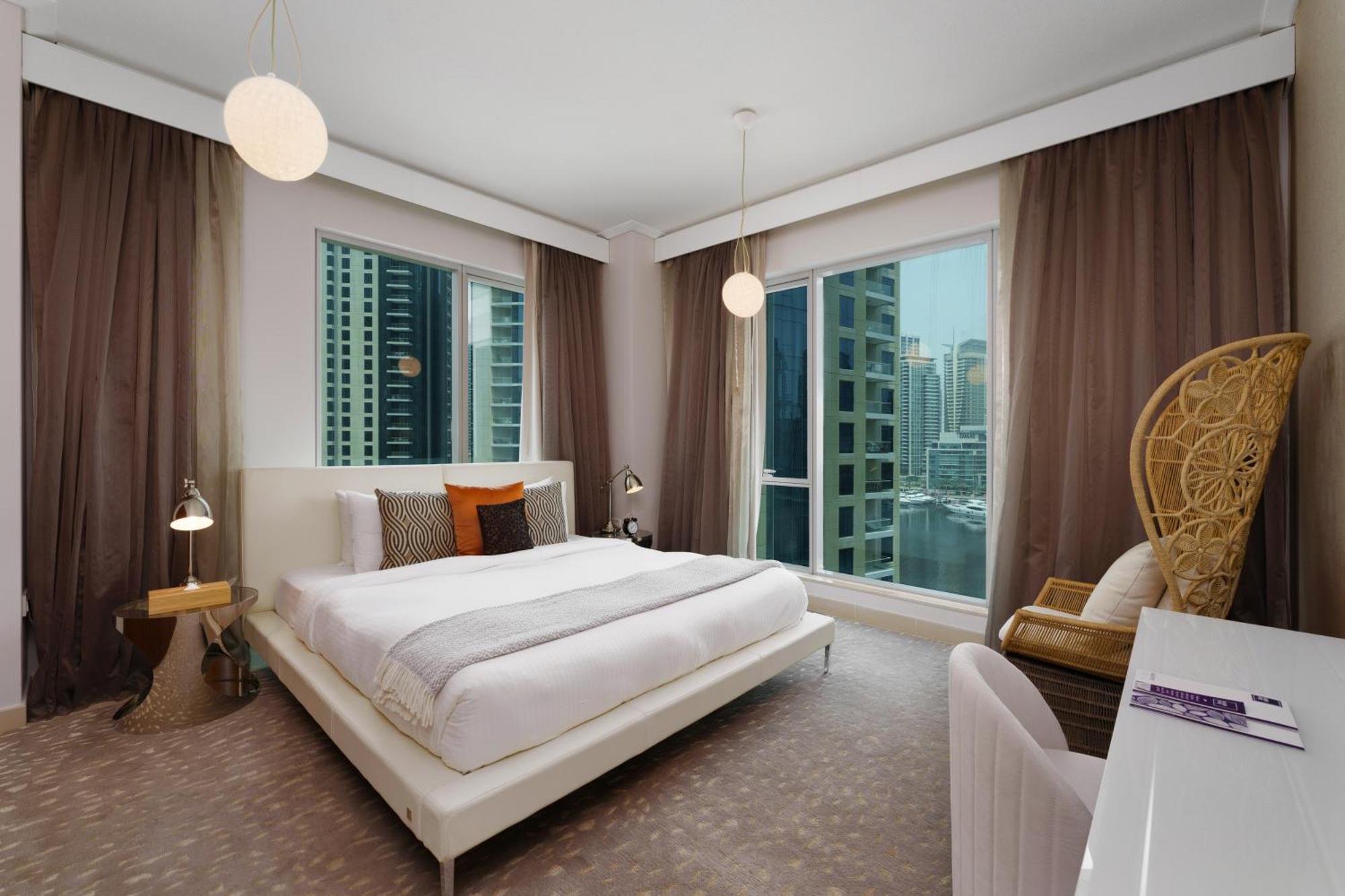 Maison Privee - Cosmopolitan With Scenic Marina Vws Dubai