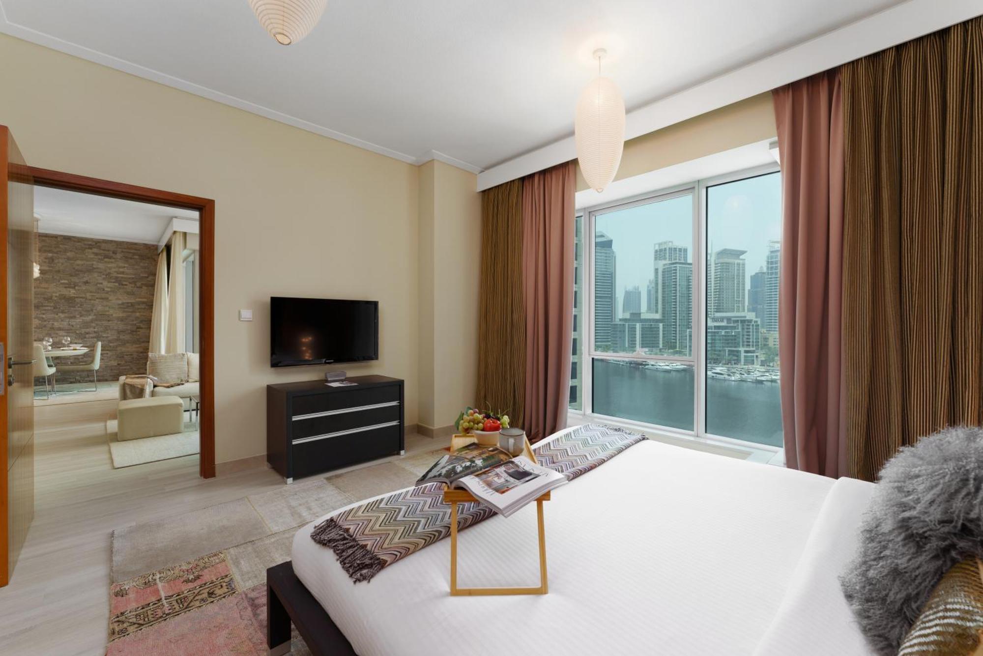 Apartment Maison Privee - Cosmopolitan With Scenic Marina Vws *
