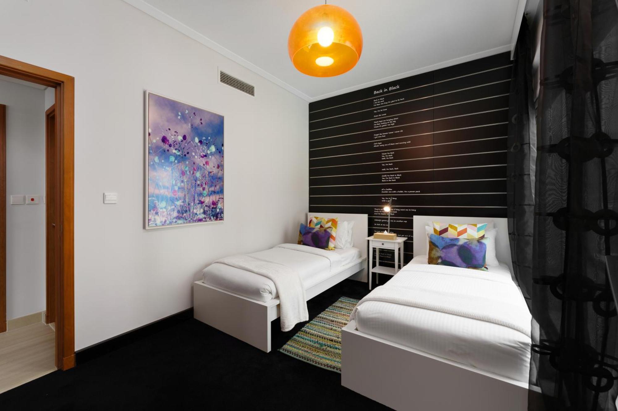 Maison Privee - Cosmopolitan With Scenic Marina Vws * Dubai